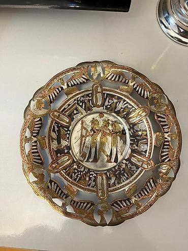 Misir üslubunda dekorativ metal boşqab - Material: oyma naxışlı metal