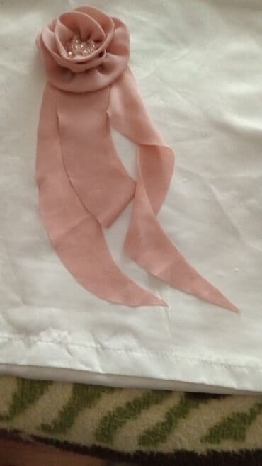 Ziyafət geyimi. 140manata Podium Buzovnadan alınıb. 1 dəfə toyda — 3