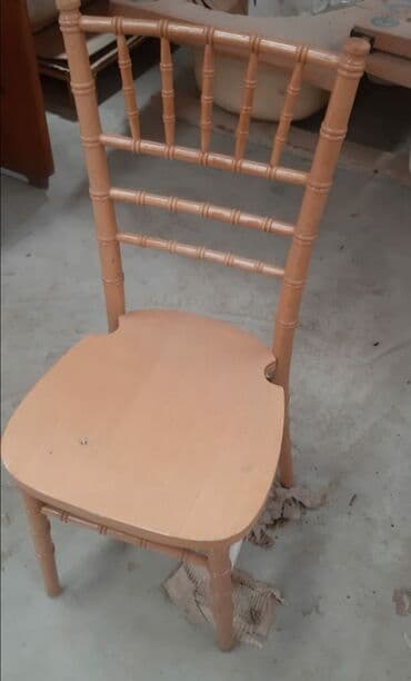 Stul. Fabrika mali stullar. 1 ededi 65 manat