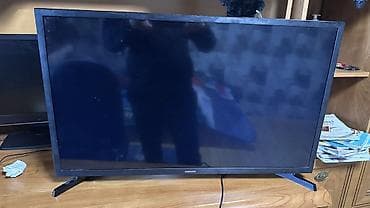 Samsung LED televizor Ekrani yanib qalan hər birşeyi işləkdi - Təxmini