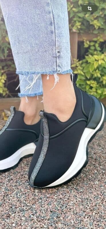 женские белые кроссовки: Размер: 38, цвет - Черный, Новый — 4