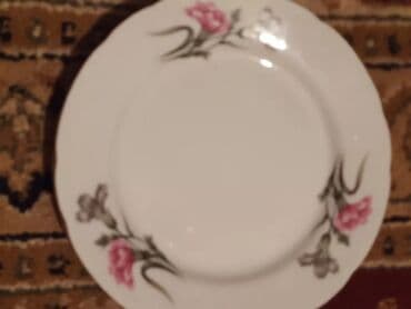 mekteb levazimati: Pullar satilir Cexiya bokal 10 manat Uwag ucun kepka 1 manat — 19