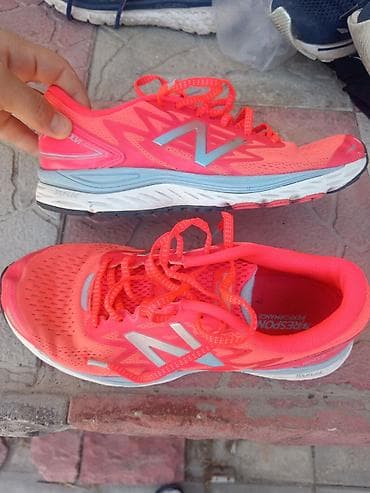 New Balance Solvi qadın qaçış krossovkası 40 razmer - Model: New lalafo.az -da New Balance Solvi qadın qaçış krossovkası 40 razmer - Model: New