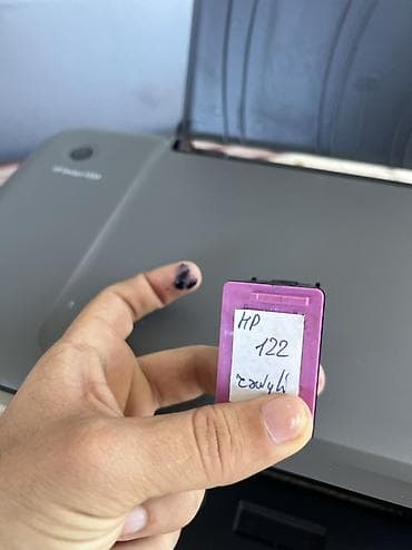 qrafik planşet irşad: HP DeskJet 1000 inkjet printer - Model: HP DeskJet 1000 (J110 — 3