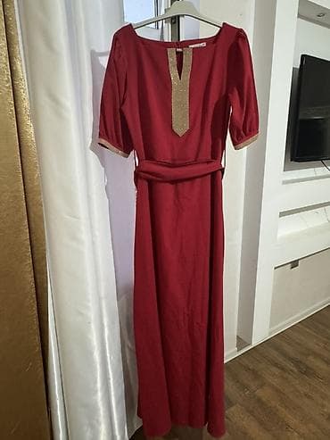 xonca bezekleri: Zərif ziyafət geyimləri dəsti 1) Tünd qırmızı maxi don - Dizayn — 1