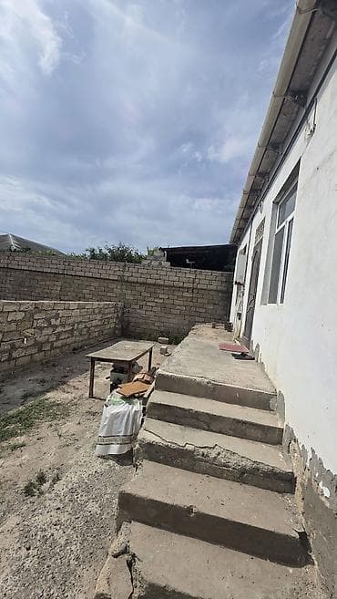 heyet evi kreditle: 3 otaqlı, 90 kv. m, Təmirsiz — 3