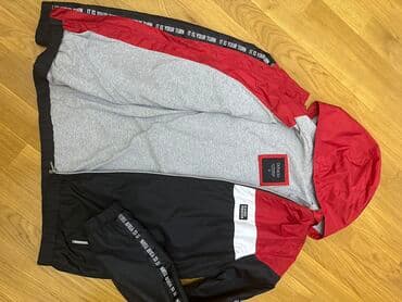 kişi ucun yay kostyumları: Vetrovka 45 man satilir. Ela veziyyettedir — 2