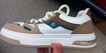 ağ krasofka: Unisex idman üslublu krossovkalar - Dizayn: Aşağı profilli, bağlamalı — 7