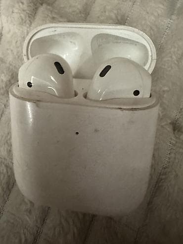 Qulaqcıqlar: Apple AirPods (1-ci nəsil) – orijinal dizaynlı TWS qulaqlıqlar — 1