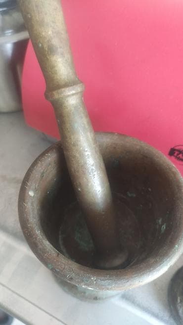 BOYUK OLAN (1870Cİ İLƏ AİD) QİYMETİ 69 AZN KİCCİK OLAN (1930CU İLƏ