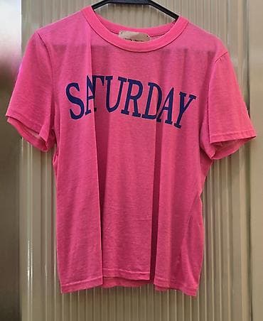 Alberta Ferretti qadın T‑şərfi - Rəng: parlaq çəhrayı - Ön hissə