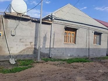 Ev seeing qesebesinde 23cu kucede yerlesir asvalt yola yaxin marsuruta