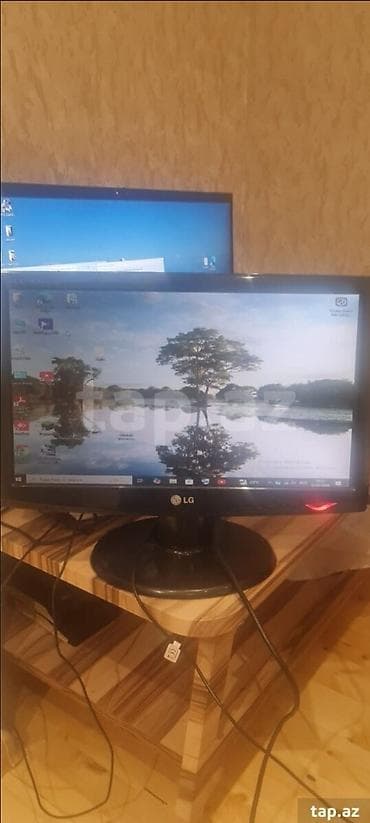 adapt: LG Flatron W1943SE – 18.5” LCD monitor - Model: LG Flatron W1943SE-PF — 2