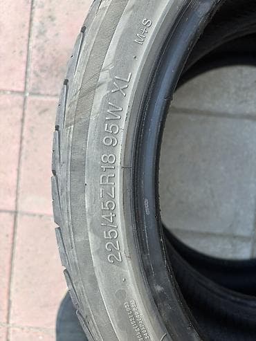 masin kompressor temiri: 4 ədəd 18lik təkər farroad firması 225/45 r18 (təkərlərin birində — 5