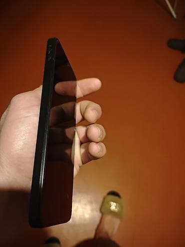 iphone 17 2 ci el: Poco M6, 128 GB, rəng - Qara — 4