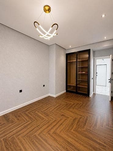 Mənzillər: Satılır 3 otaqlı yeni tikili 115 m², 28 May m. Kateqoriya Yeni tikili — 7