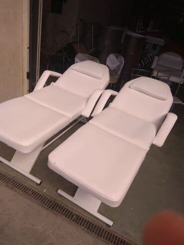 Kosmetoloji kuşetka kiprik qaynağı vəya tato estetik