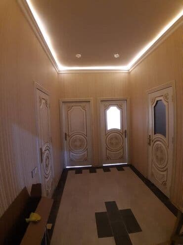 8 mikrorayon: 6 ci mikrorayonda, Zerife Eliyeva adina goz klinikasiyla — 10