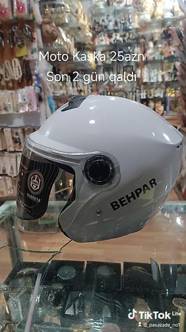 1-2-cı şəkildəki ag kaska 25-azn. Kaskalar fərqli qiymətədi