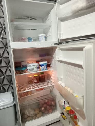 Soyuducular: 2 qapılı Sharp Soyuducu Satılır, rəng - Gümüşü — 1