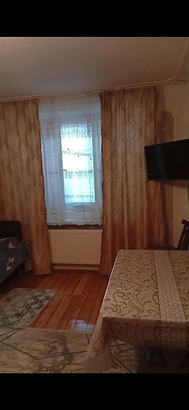 bahali evler: Gengede, pasyolkada .Gold Emine ile uzbe uz. 2 ci etaj. Evde kombi — 1