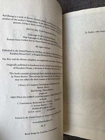 elmin: Red Rising – Pierce Brown Format: Del Rey Trade Paperback (yumşaq — 4