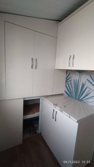 evler bineqedide: Sumqayıt şəhəri,3-cü mkn-da 2 otaqlı təmirli ev kirayə verilir.Ev yeni — 8