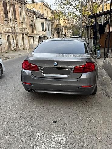 BMW 5 Series 528i sedan

Arxa sade luxury bufer originaldir