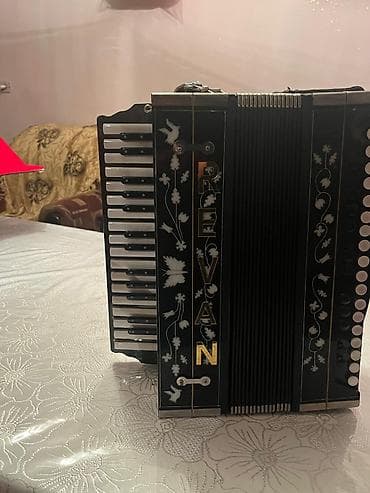 zakaz qarmon satilir: Akustik Akkordeon — 8