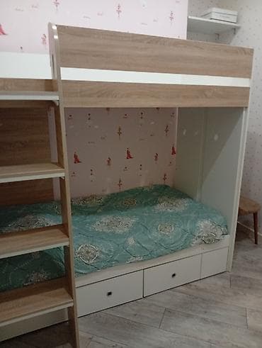 ucuz kamot: İkimərtəbəli çarpayı və dolab satılır. 400 aznə alınıblar. Hər ikisi — 6