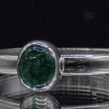 imperial qizil: Üzük, Gümüş, Zümrüd — 3