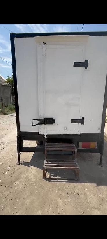 kondisioner kompressor: Daşınan soyuducu/konteyner (treyler tipli) - İzoliasiyalı, metal — 2