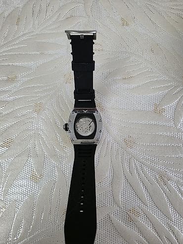 casio edifice saat: 🔹 XÜSUSİYYƏTLƏR ⌚ Kadran forması: Tonneau (əyri düzbucaqlı) 🦴 Dizayn — 3