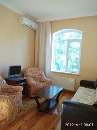 gəncə həyət evi: 70 kv. m, 3 otaqlı, Kombi, Qaz, İşıq — 3