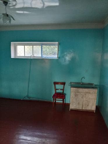 kiraye evlerin kreditle satisi: 4 otaqlı, 110 kv. m, Orta təmir — 9