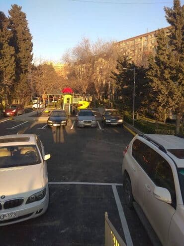 найти квартиру в аренду: Mənzil kirayə verilir. 5.2 mər, 2 otaq, 60 kv. Koperasiya — 11