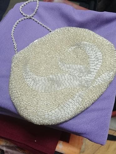 ağ sumka: Gəlin ücün balaca sumka — 1