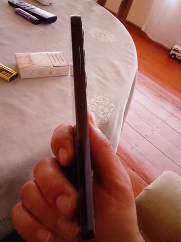 mersedes karobka: Samsung Galaxy S23, 128 GB, rəng - Qara, Barmaq izi — 2