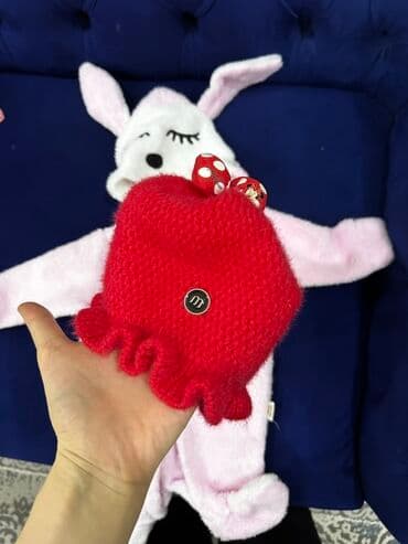 Bodi: Body ve papaq birlikde 12 m Tezeden ferqlenmirler Body 3/6 ay Papaq 1 — 2