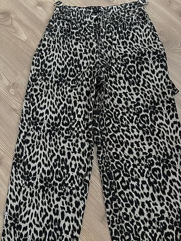 Leopard naxışlı qadın şalvarı heç geyinilməyib( ölçü uyğun gəlmədiyi