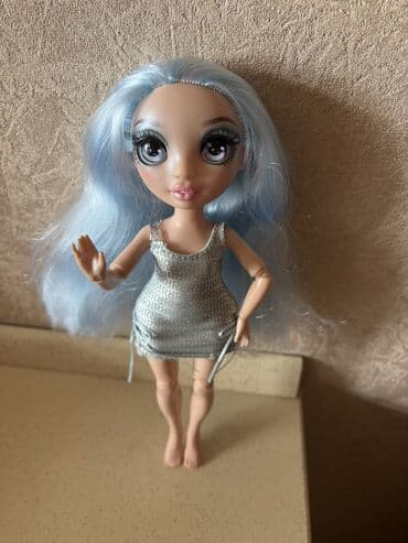 Кукла Rainbow Hightшарнирная и ручки и ножки,глазки