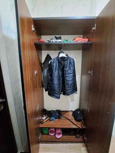 taxta dolab: Qarderob, paltar dolabı — 3