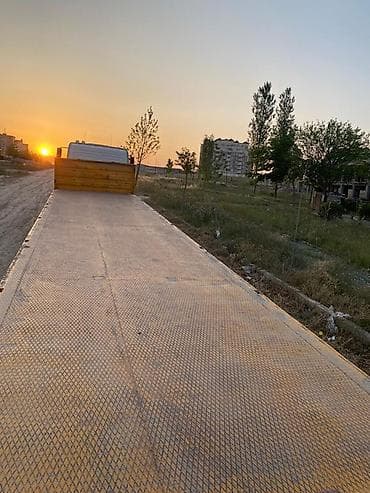 Автозапчасти: Yük daşıma üçün yarımqoşqu – platforma tipli senetde Meydança qeyd — 3