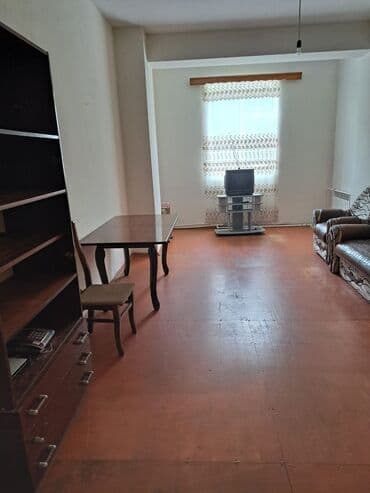 koroğluda kiraye ev: Bakixanov qəsəbəsi(Razin),Razin talkuçkasın yanında olan,2/11 — 3