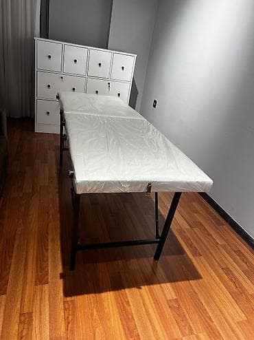 Yeni, Güzgüsüz — 1