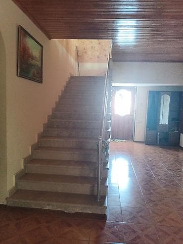 Дома: Satılır: həyət evi - Geniş həyət: ön tərəfdə yaşıllıq zolağı — 8