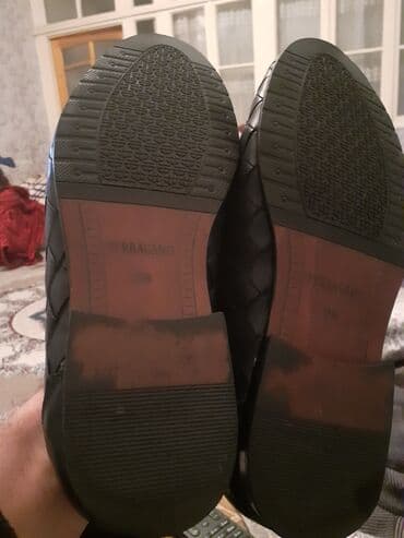 kisi ucun ayaqqabilar: Gencede satilir Ferragamo brendi deri ayaqabi Turkiye istehsalidir — 5