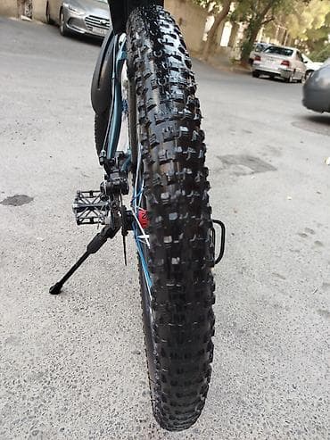 velosiped ural: Dağ velosipedi – 24” təkərlər, enli protektorlu şinlər. Rəng: tünd — 2