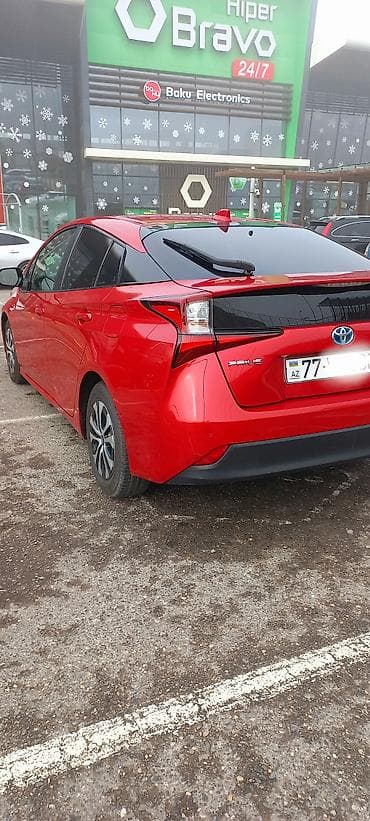 lexus az: Toyota Prius (Hybrid) – qırmızı hetçbek - Kuzov: 5 qapılı hetçbek - — 7