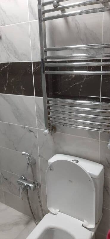 qarayev obyekt: Qaraev metrosuna yaxin 18 mertebeli binanın 16-ci mərtəbəsində — 14